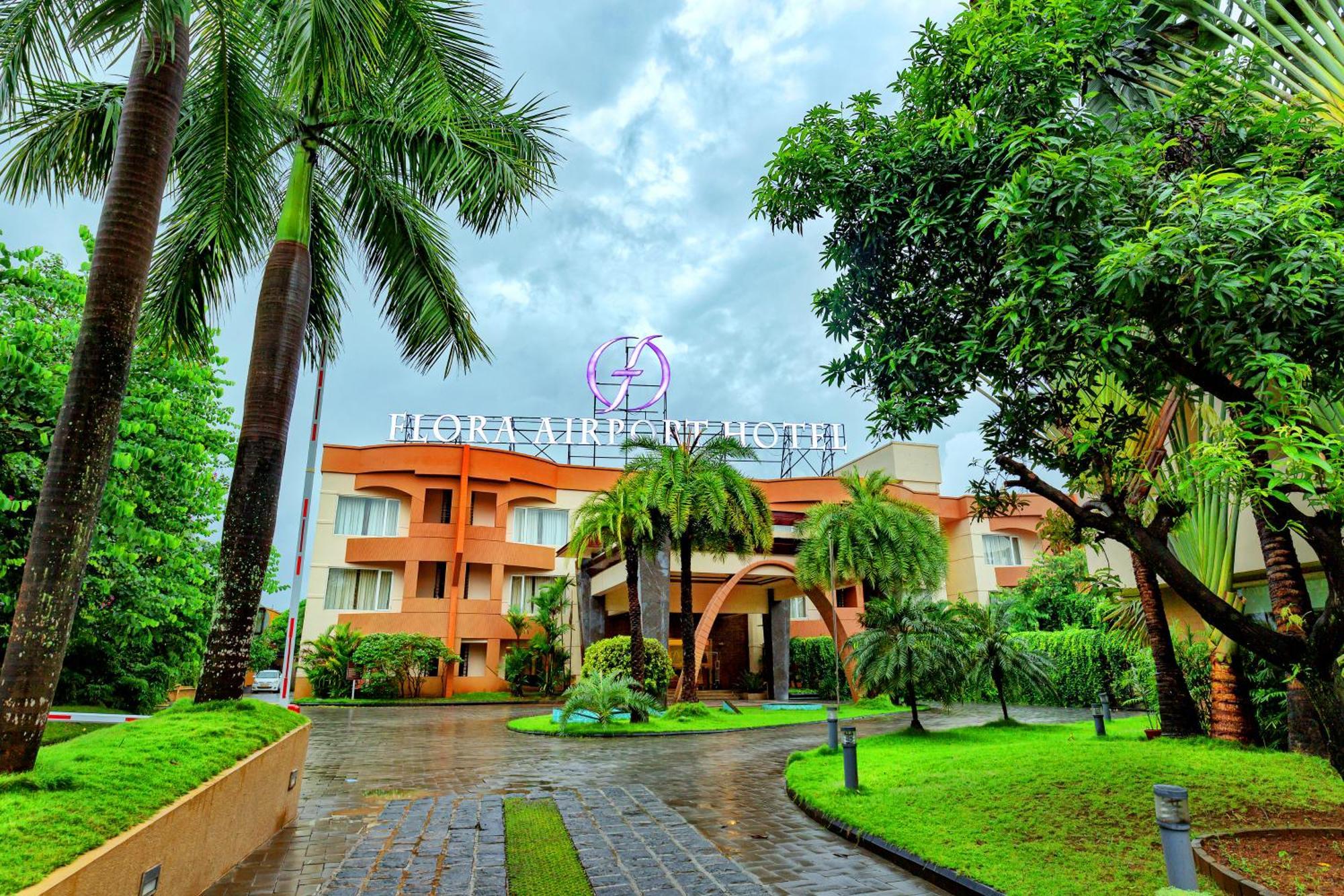 Flora Airport Hotel And Convention Centre Kochi Nedumbassery Exterior foto